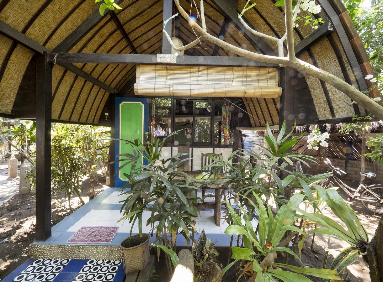 Woodstock Gili - Garden And Bungalows Hotel Джили Трауанган Екстериор снимка