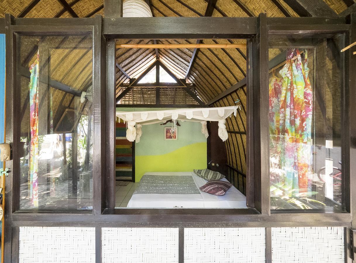 Woodstock Gili - Garden And Bungalows Hotel Джили Трауанган Екстериор снимка