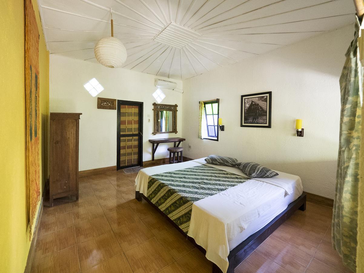Woodstock Gili - Garden And Bungalows Hotel Джили Трауанган Екстериор снимка
