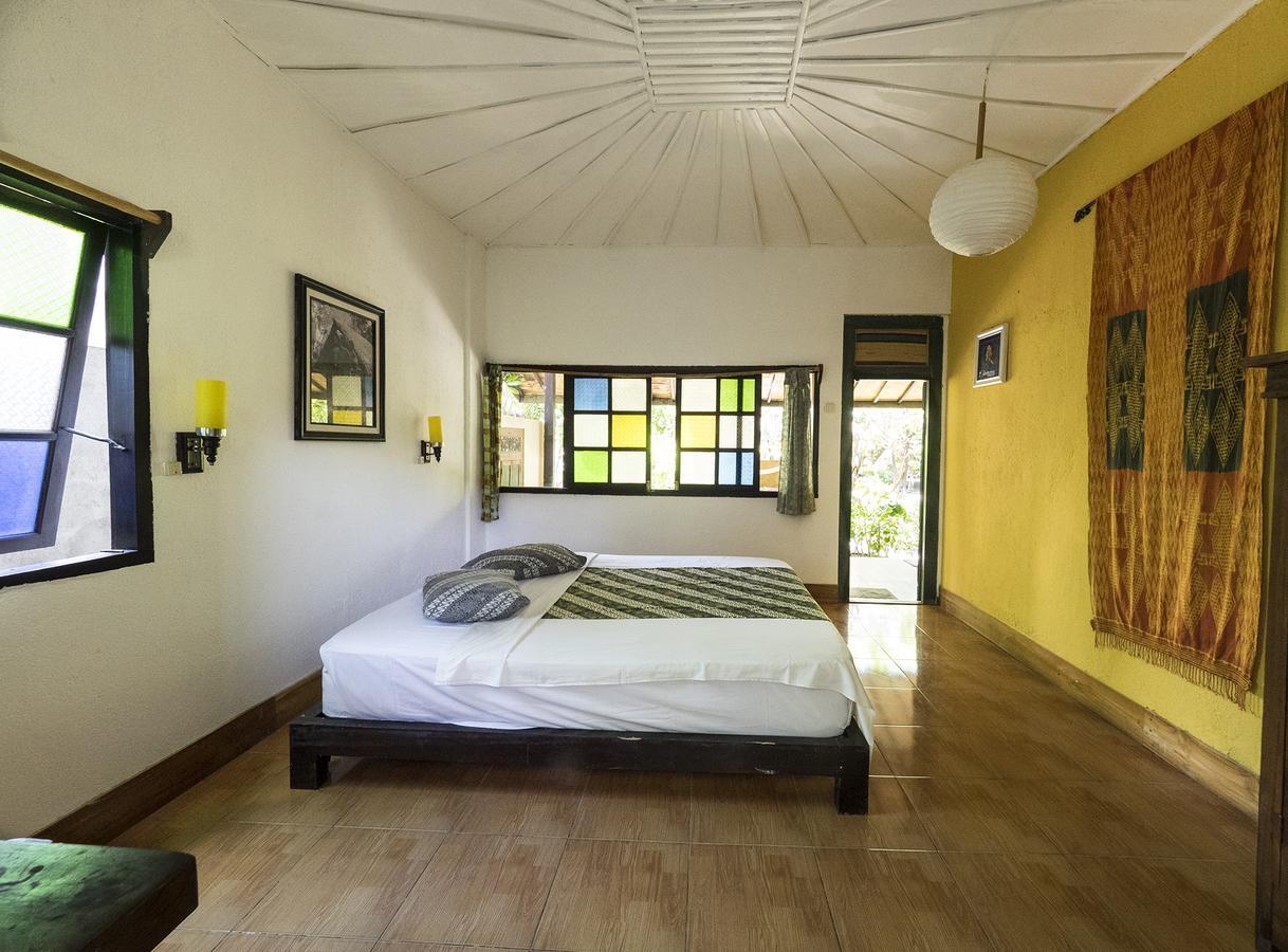 Woodstock Gili - Garden And Bungalows Hotel Джили Трауанган Екстериор снимка