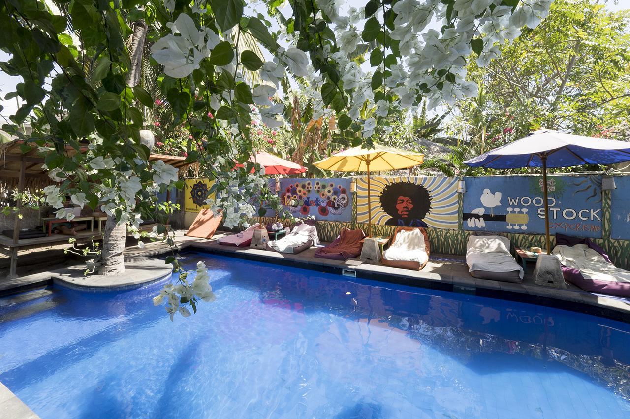 Woodstock Gili - Garden And Bungalows Hotel Джили Трауанган Екстериор снимка