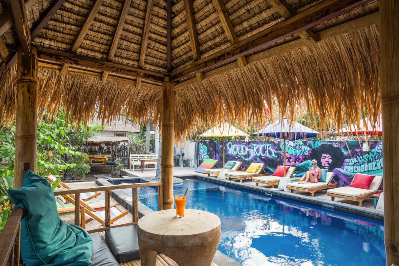 Woodstock Gili - Garden And Bungalows Hotel Джили Трауанган Екстериор снимка